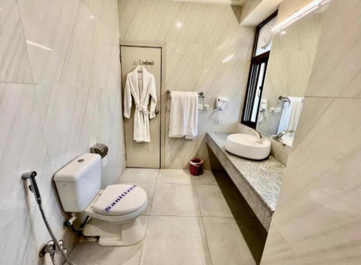 Shelton Suites Bhurban Exterior foto